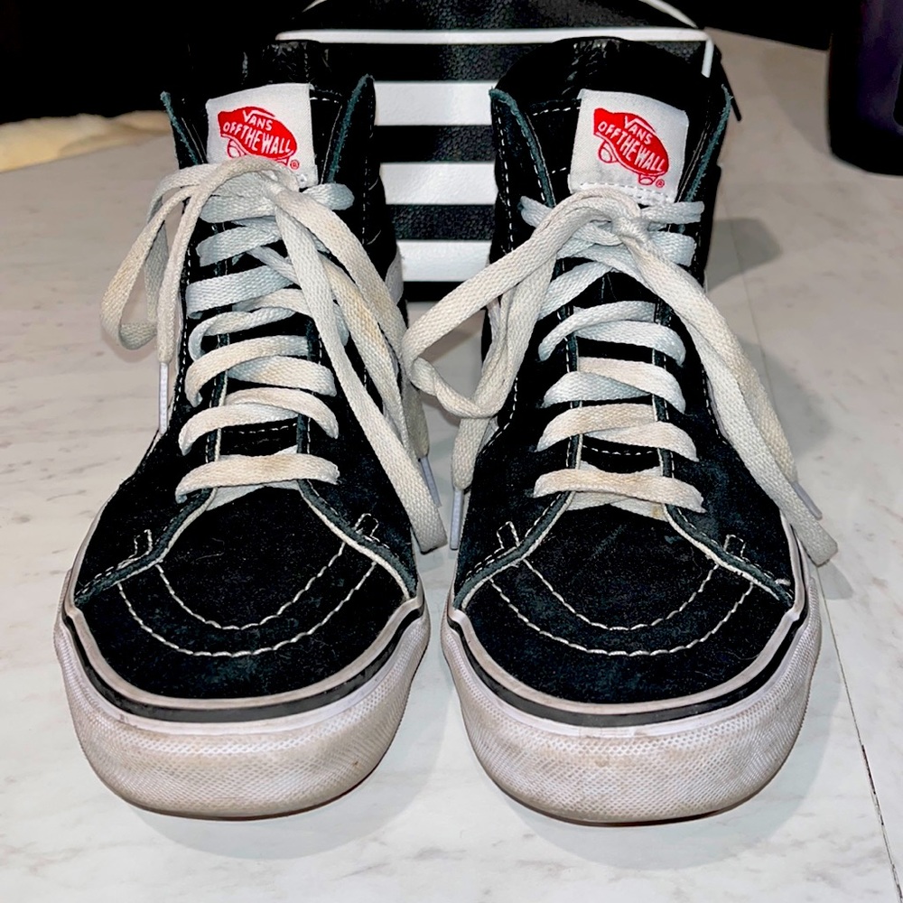 Vans Classic S8 Hi Tops SZ 7.5